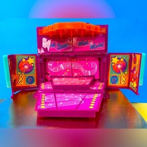 KENNER VINTAGE 1988 WISH WORLD KIDS HEAR N’ CHEER PLAYSET